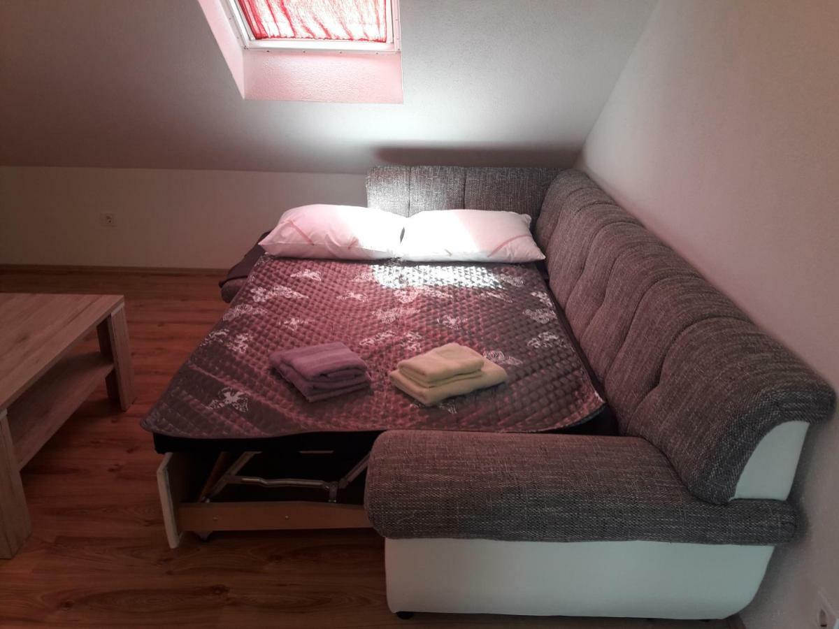 Apartmani Timon Bol Exterior foto